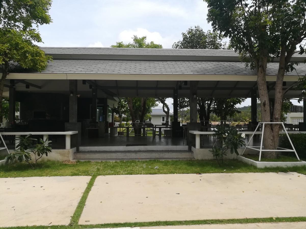 The Lake Hill Resort Pran Buri Eksteriør bilde